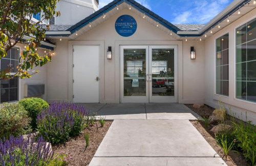 Harbor Village Casa | Sunrise Resort Room #304