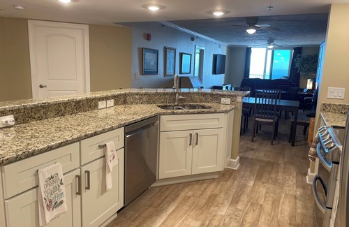 Ocean View Halifax Estates Condominio | Sunrise&Serenity~ suited for quiet family vacations- public beach access 100 yds