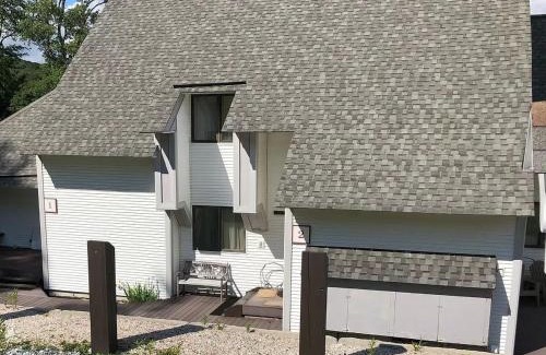Central Vermont- Killington Apartamento | Sunrise Timberline A2 - Ski Shack Brought to you by GetAway Vacations