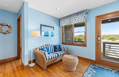 Pawleys Island Casa | Sunrise to Sunset Oceanfront Home with Creek Dock