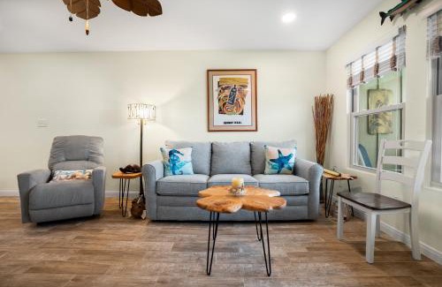 Port Aransas Casa | Sunrise Villas 207 - BOARDWALK TO THE BEACH