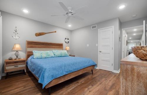 Port Aransas Casa | Sunrise Villas 208 - BOARDWALK TO THE BEACH