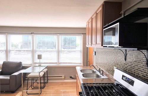 Evergreen Park Apartamento | Suns & Roses Duplex