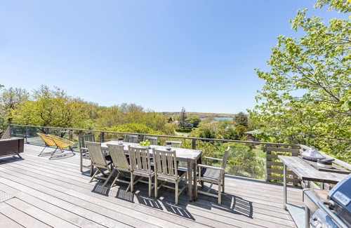 Montauk Casa | Sunset and Water Views in Montauk