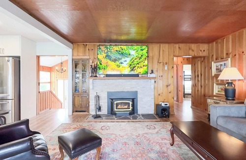 Dashwood Cabaña | Sunset at SchadeView, Lake views! King Bed! Private Lake Access