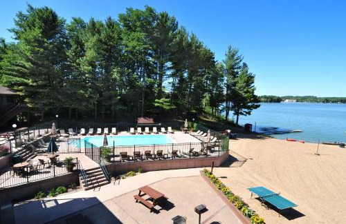 Lake Delton Complejo | Sunset Bay Resort