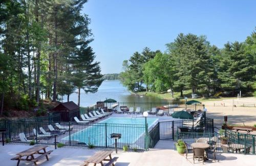 Lake Delton Complejo | Sunset Bay Resort