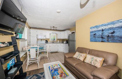 Sunset Beach Casa | Sunset Beach Bungalow 1