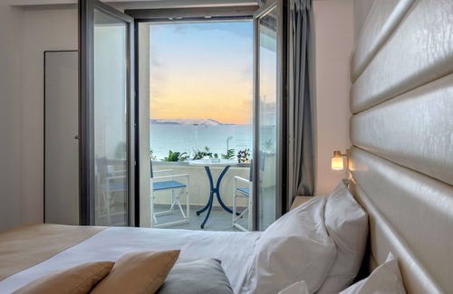Kokkini Chani Hotel | Sunset Beach Hotel