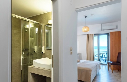 Kokkini Chani Hotel | Sunset Beach Hotel