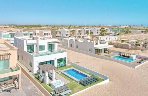 La Choya Casa | Sunset Beach House Ocean Front Hot Tub & Pool