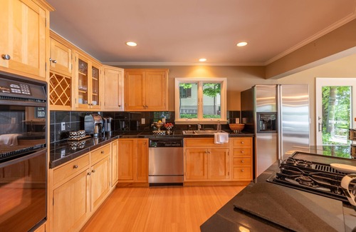 Town of Owasco Casa | Sunset Beach Lake House on Beautiful Owasco Lake - Great Family Summer Retreat!