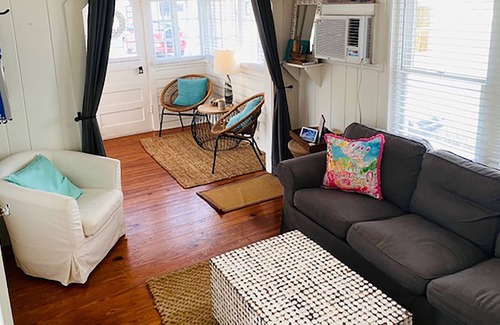 Sunset Beach Cabaña | Sunset Beach Treasure Island Caddy Cottage Wi-Fi Parking 119