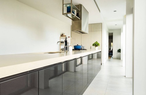 Elwood Apartamento | Sunset Boulevard by Property Mums