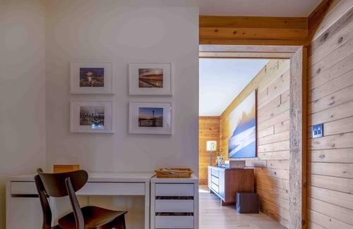 Galiano Cabina | Sunset Cabin w/ hot tub in Galiano