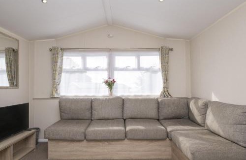 Looe Casa | Sunset Caravan by Belvilla