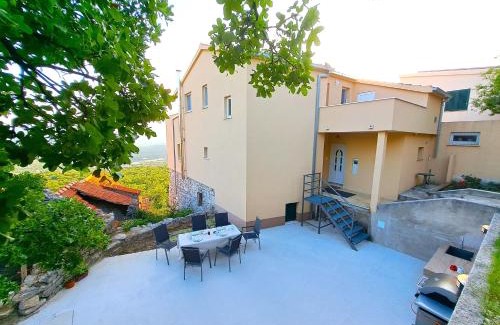 Sestanovac Casa | Sunset Chaser - Rural Dalmatian Mountain View - Makarska, Brela