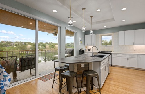 Council Creek South Casa | Sunset Cliff Retreat: pacífico lago frente al lago Buchanan