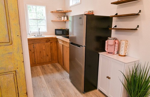 Ducktown Cabina | Sunset Cottage | 1 Bed, 1 Bath | Pet Friendly | Firepit