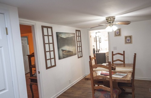 Hayesville Cabina | SUNSET COTTAGE: 1 BR, 1 BA Cabin or Bungalow in Hayesville, Sleeps 4