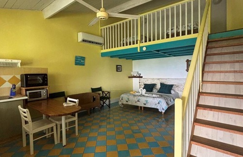 Bas Vent Cabaña | Sunset Duplex: apartamento para 2-4 personas con vistas al mar y jacuzzi privado