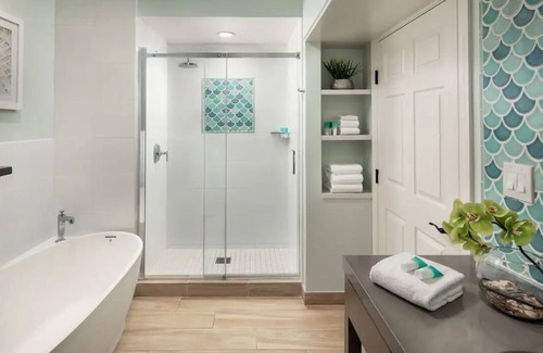 Truman Annex Complejo | Sunset Harbor Resort in Key West-Hemingway Days 2 BR-week of July 19-25, 2026