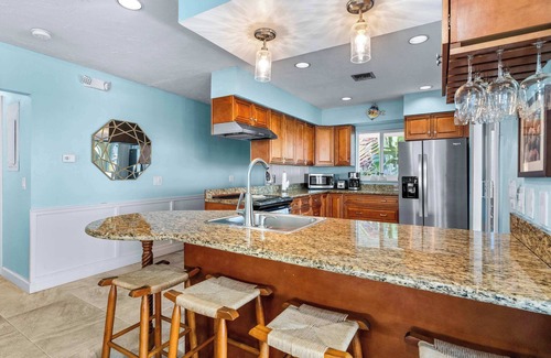 Key Colony Beach Villa | Sunset Harbor Waterfront Villa with Dock, Cabana Club