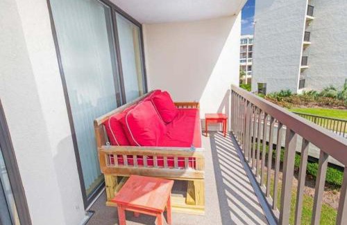 Litchfield by the Sea Casa | Sunset Haven 3 BR Condo in a Gated Beach Community