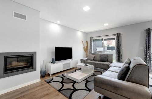 Seixal Casa | Sunset Holiday Home