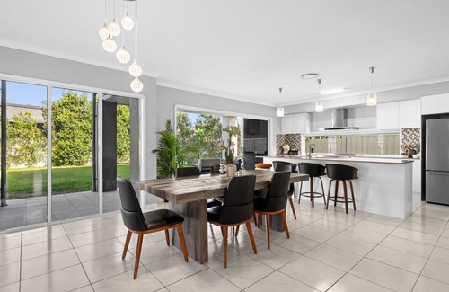 Pelican Waters Casa | Sunset House at Pelican Waters