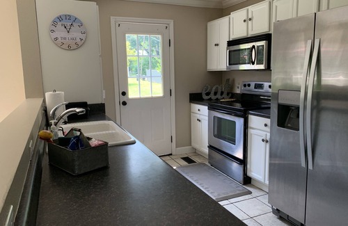 Guntersville Casa | Sunset House on Lake Guntersville: Fishermen & Cozy Family Paradise!