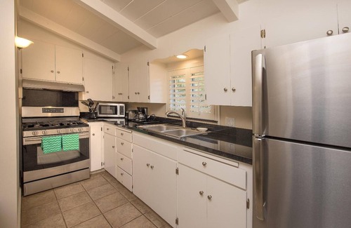Pacific Grove Hotel | Sunset Inn