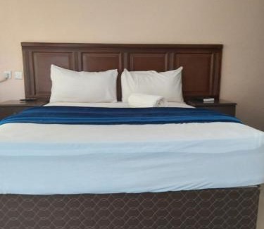 Livingstone Cama Y Desayuno | Sunset Junction Lodge & Tours