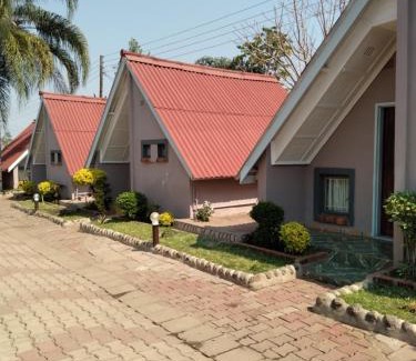 Livingstone Cama Y Desayuno | Sunset Junction Lodge & Tours