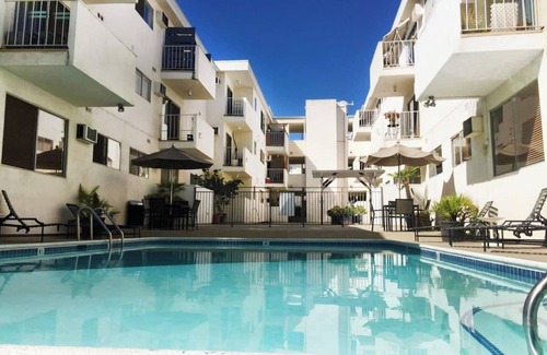 Norma Triangle Apartamento | Sunset & LA Cienega, Walk everywhere, free parking, city views, washer dryer.