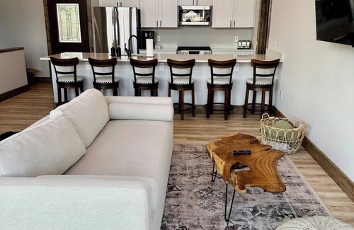 New Lisbon Casa | Sunset Lake Escape Su