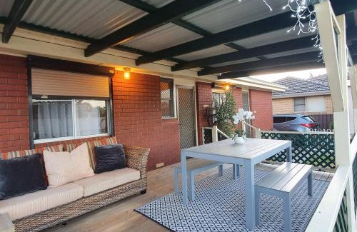 Windang Casa | Sunset Lake View