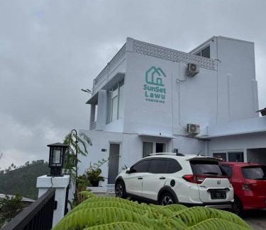Hargomulyo Casa | SunSet Lawu Kemuning, Villa, Full House 3 Bed, Free BBQ, Free Float Light Breakfast
