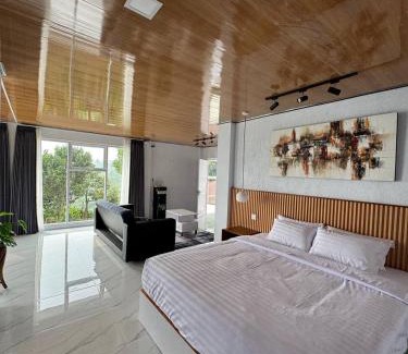 Hargomulyo Casa | SunSet Lawu Kemuning, Villa, Full House 3 Bed, Free BBQ, Free Float Light Breakfast