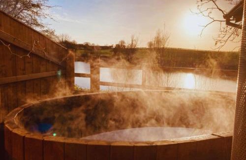 Arnold Casa | Sunset Lodge