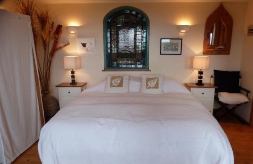 Burgh Island Chalet De Esquí | Sunset Lodge