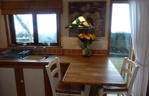 Burgh Island Chalet De Esquí | Sunset Lodge