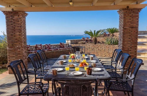 Menegata Villa | Sunset Mansion Kefalonia