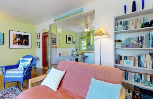 Oak Bluffs Casa | Sunset Meadows