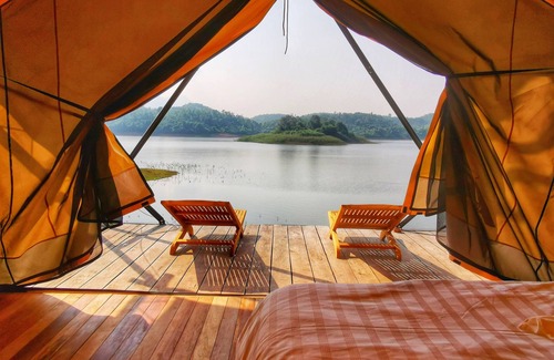 Vang Vieng Casa | Sunset Nam Ngum tented resort