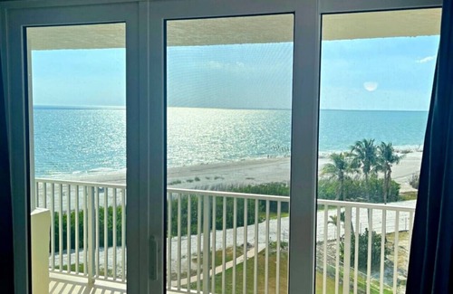 South Island Apartamento | Sunset & Ocean Front Views-FM-Beach(Pool is Open)