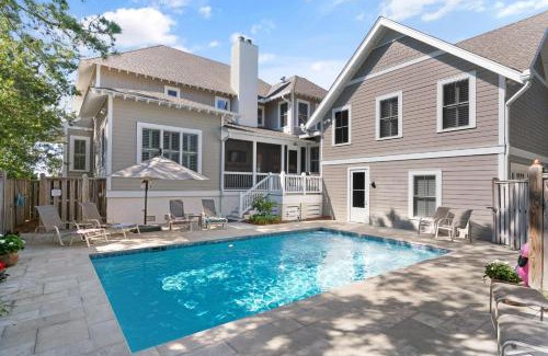 East Beach Casa | Sunset Peak - 1928 Ocean Road