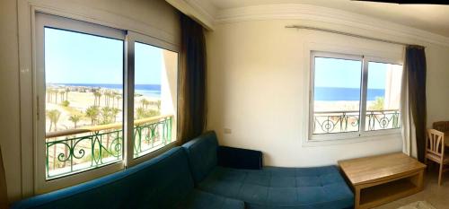 Village Road Apartamento | Sunset Pearle Sahl Hashish