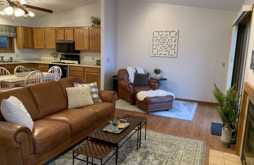 Arkdale Cabina | Sunset Pines Retreat- Castle Rock Lake