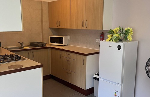 Victoria Apartamento | Sunset Plaza Apartments 4